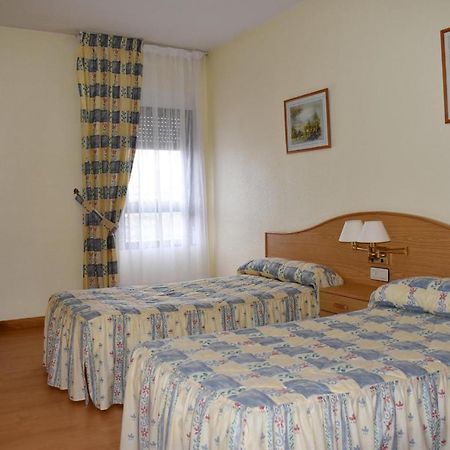 Hotel Ria De Vigo "Tierra De Campos" Becilla de Valderaduey Kültér fotó